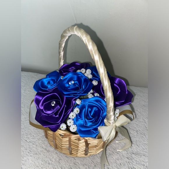 Basket of eternal flowers - Picture 2 of 2